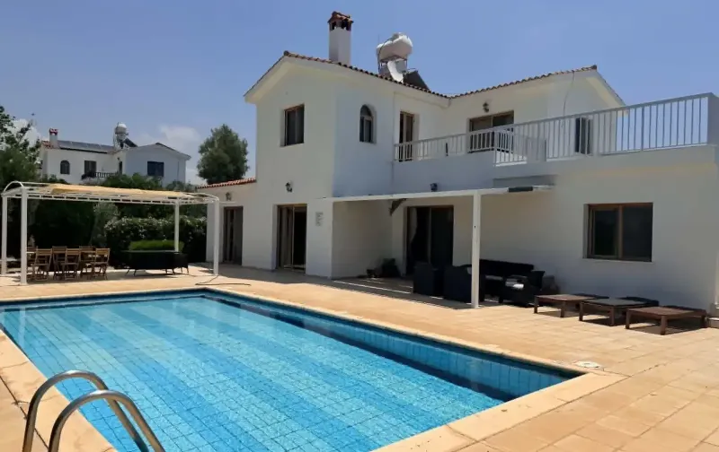 7-bedroom detached house to rent in Pegeia