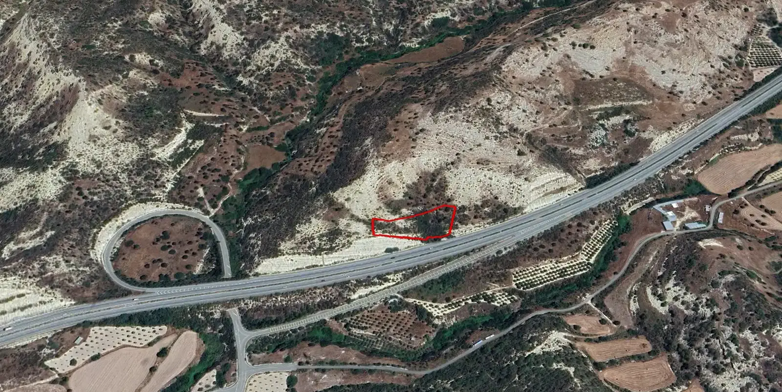 Agricultural Field 4057 m² in Pissouri