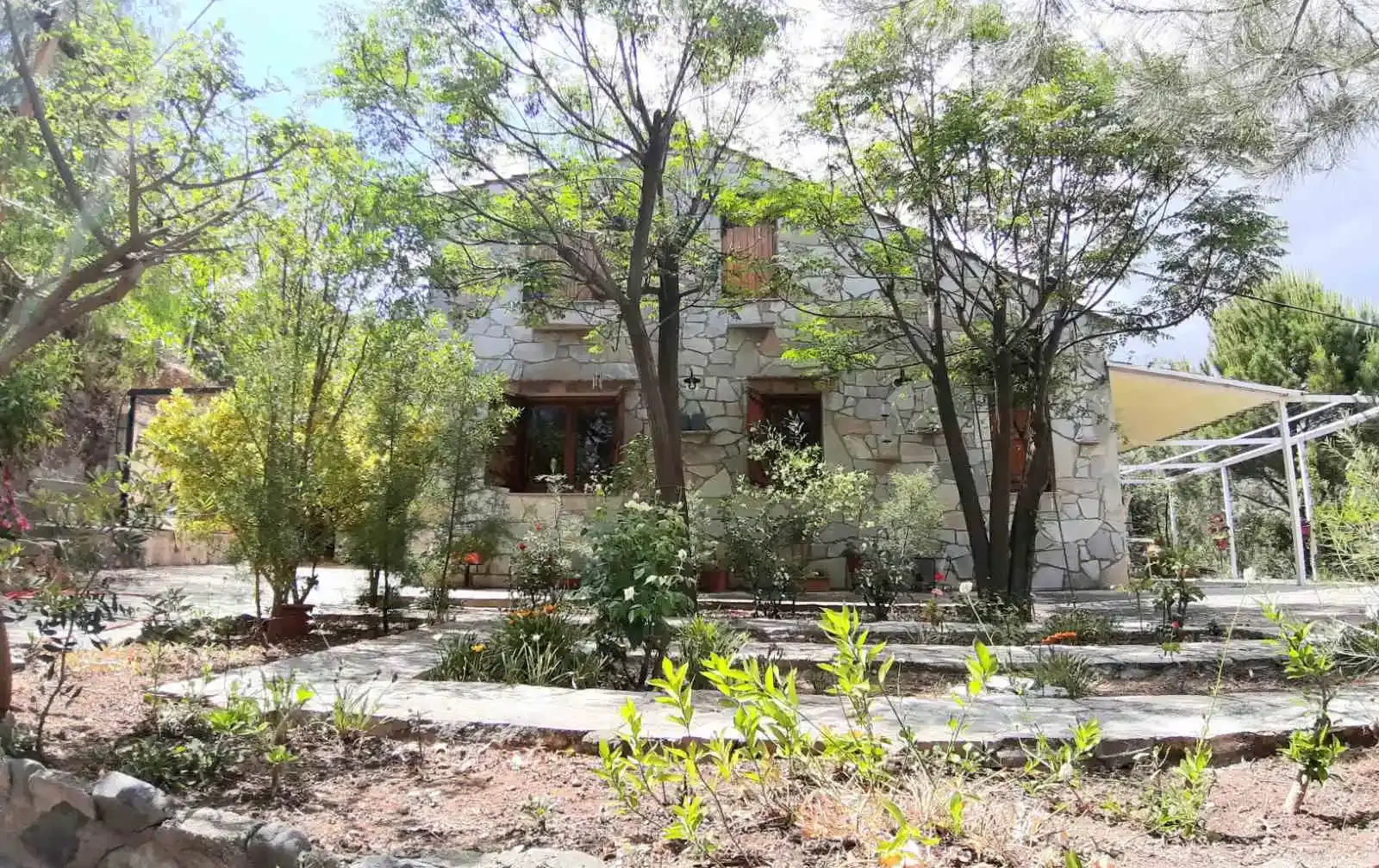 3-bedroom detached house for sale in Vavla