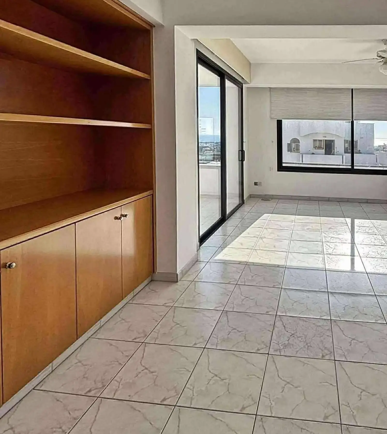 2-bedroom penthouse to rent in Agios Theodoros