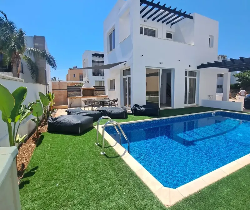 Sea view villa with private pool in Agia Triada