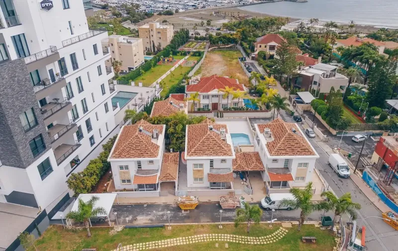 5-bedroom villa for sale in Parekklisia
