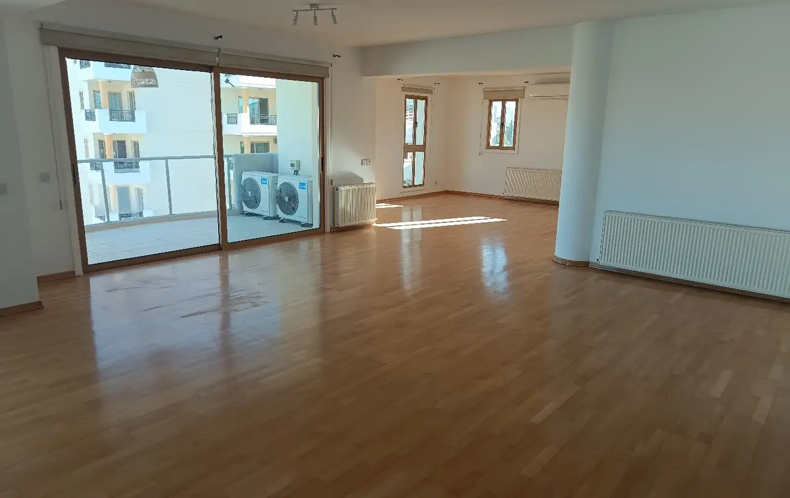 3-bedroom apartment to rent in Ag. Antonios