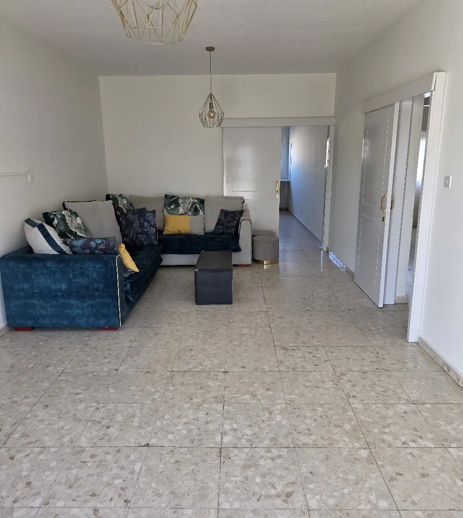 2-bedroom apartment to rent in Aglantzia