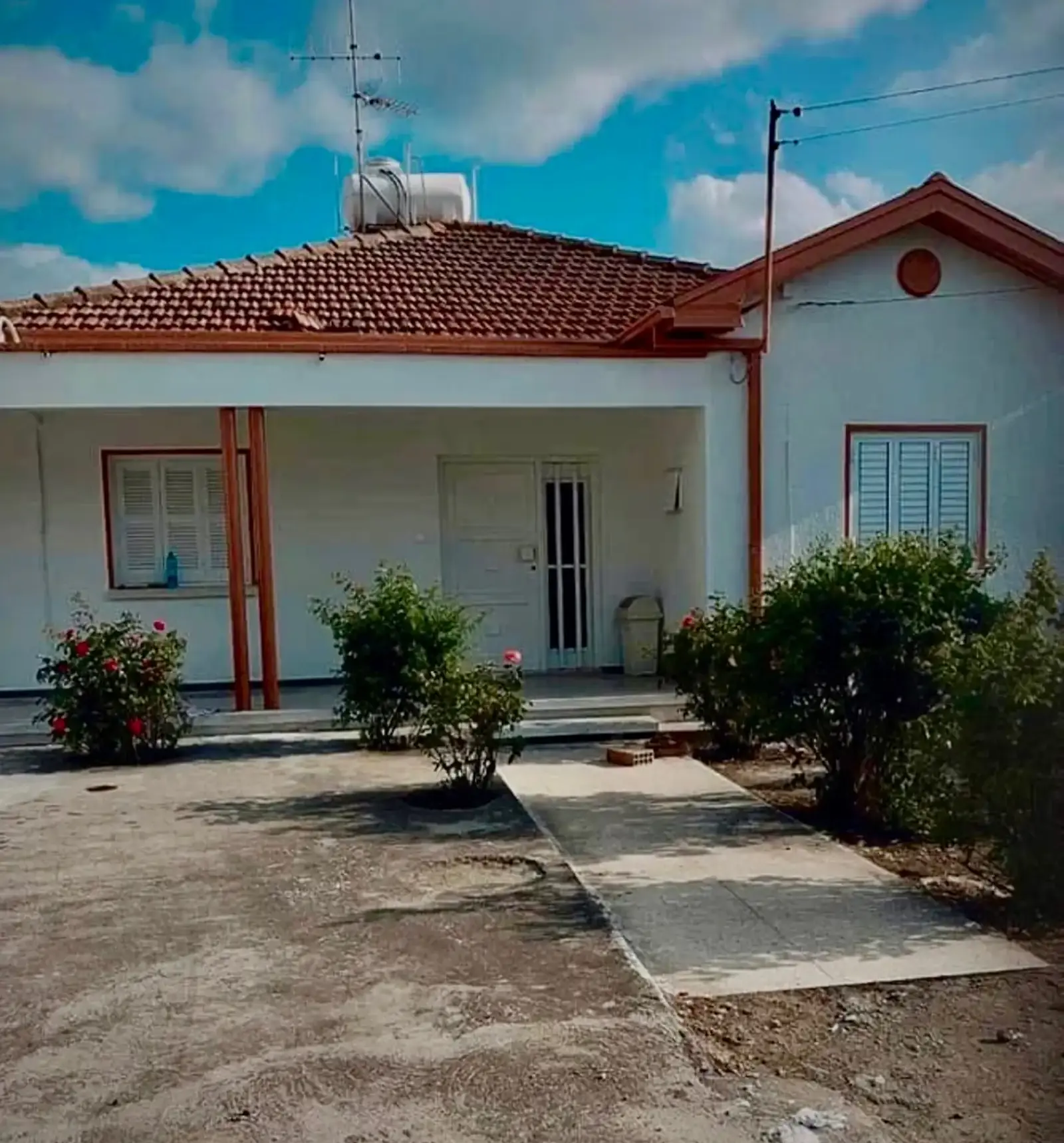 3-bedroom detached house for sale in Ergates