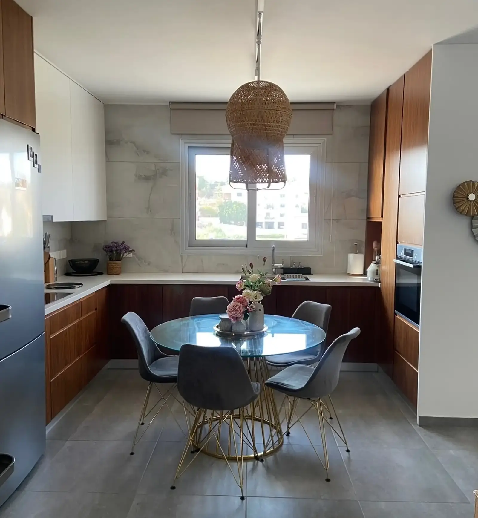 2-bedroom penthouse to rent in Aglantzia
