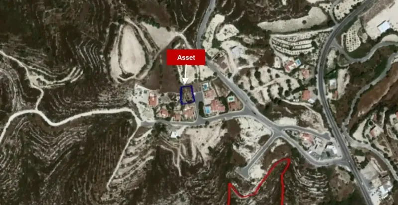Residential Plot 670 m² in Tsada