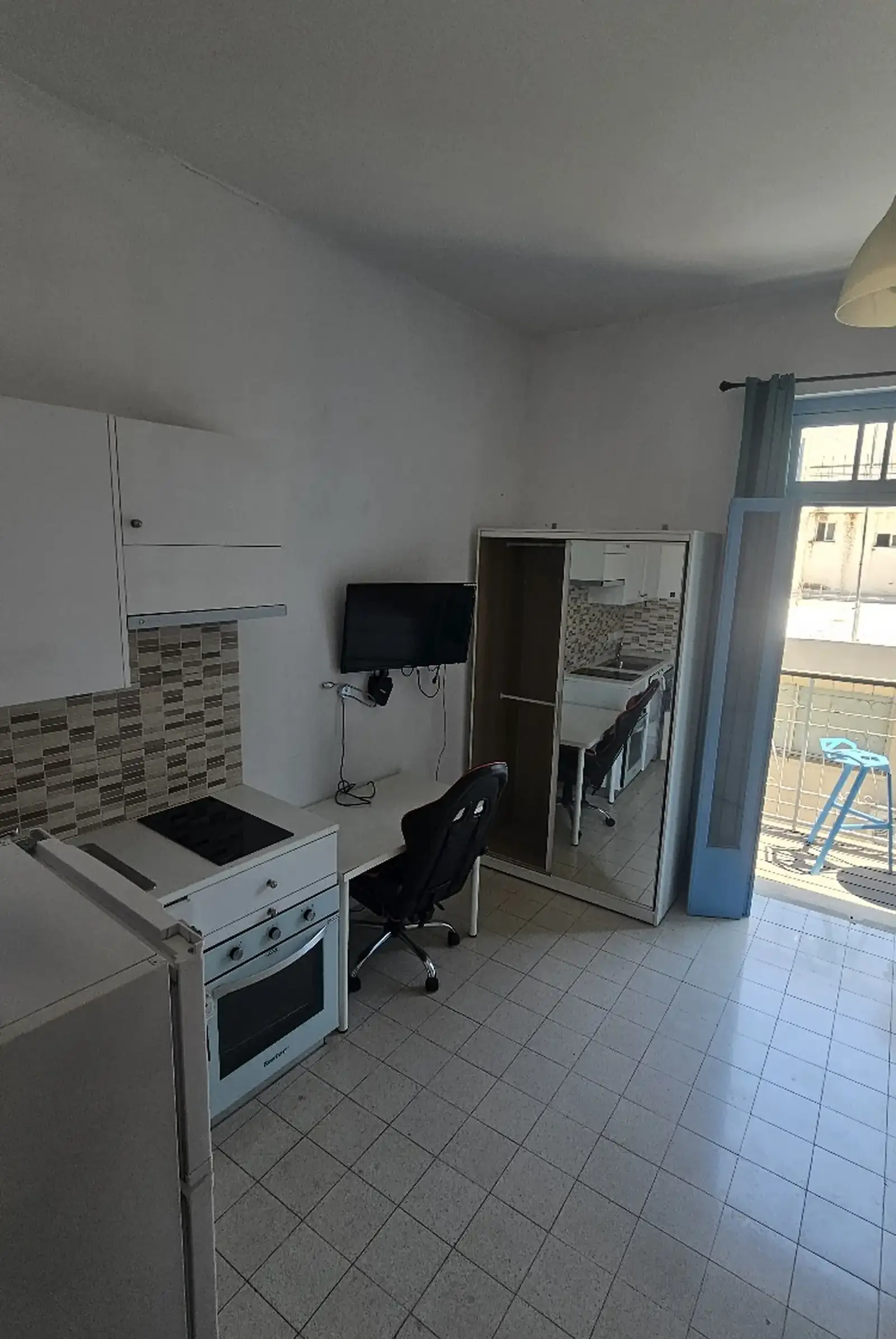 Studio apartment to rent in Katholiki