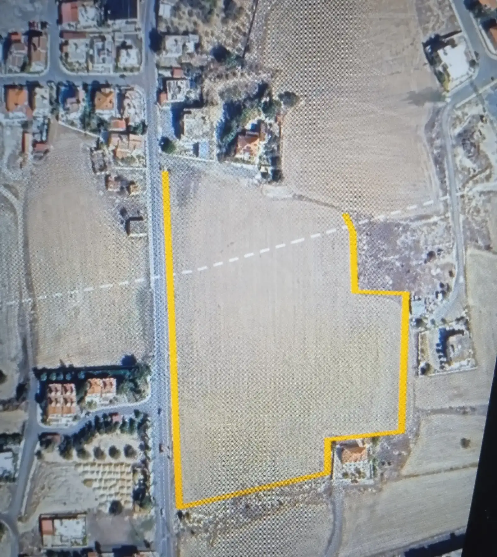 Residential Plot 20000 m² in Dekeleia