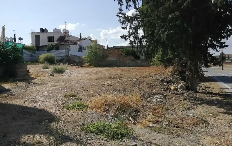 Residential Plot 647 m² in Pera Chorio