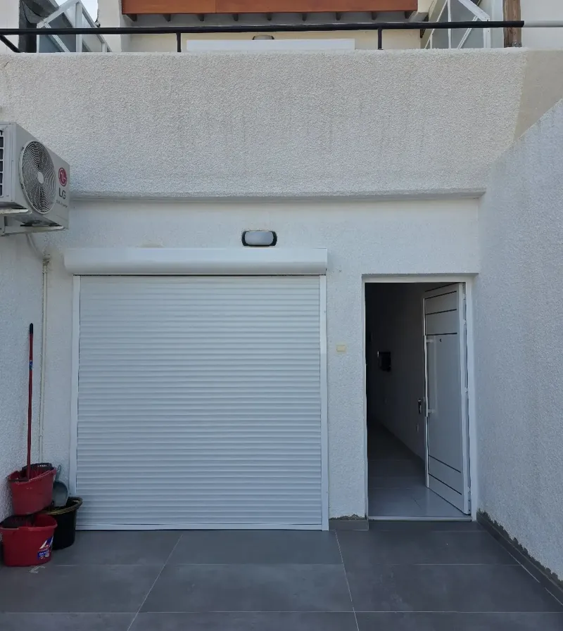 2-bedroom maisonette to rent in Mesa Geitonia