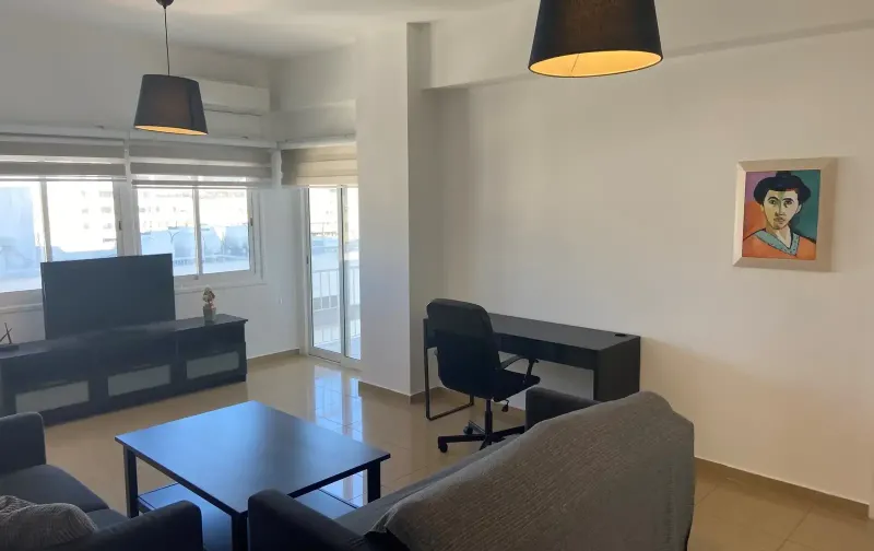 2-bedroom apartment to rent in Agioi Omologites