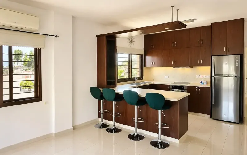 3-bedroom semi-detached to rent in Kato Polemidia
