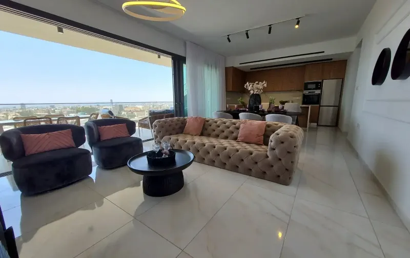 3-bedroom penthouse to rent in Panthea