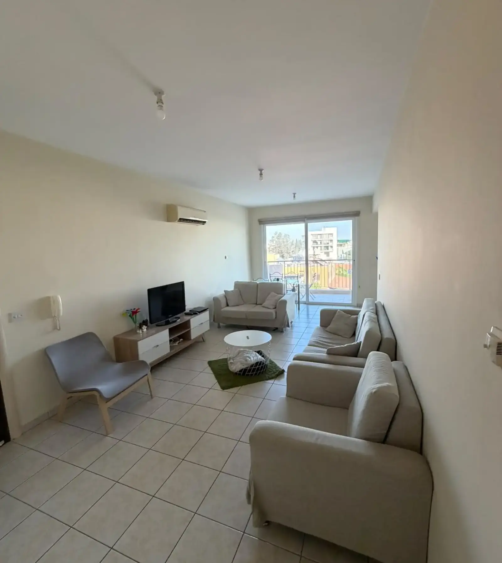 2-bedroom apartment to rent in Aglantzia