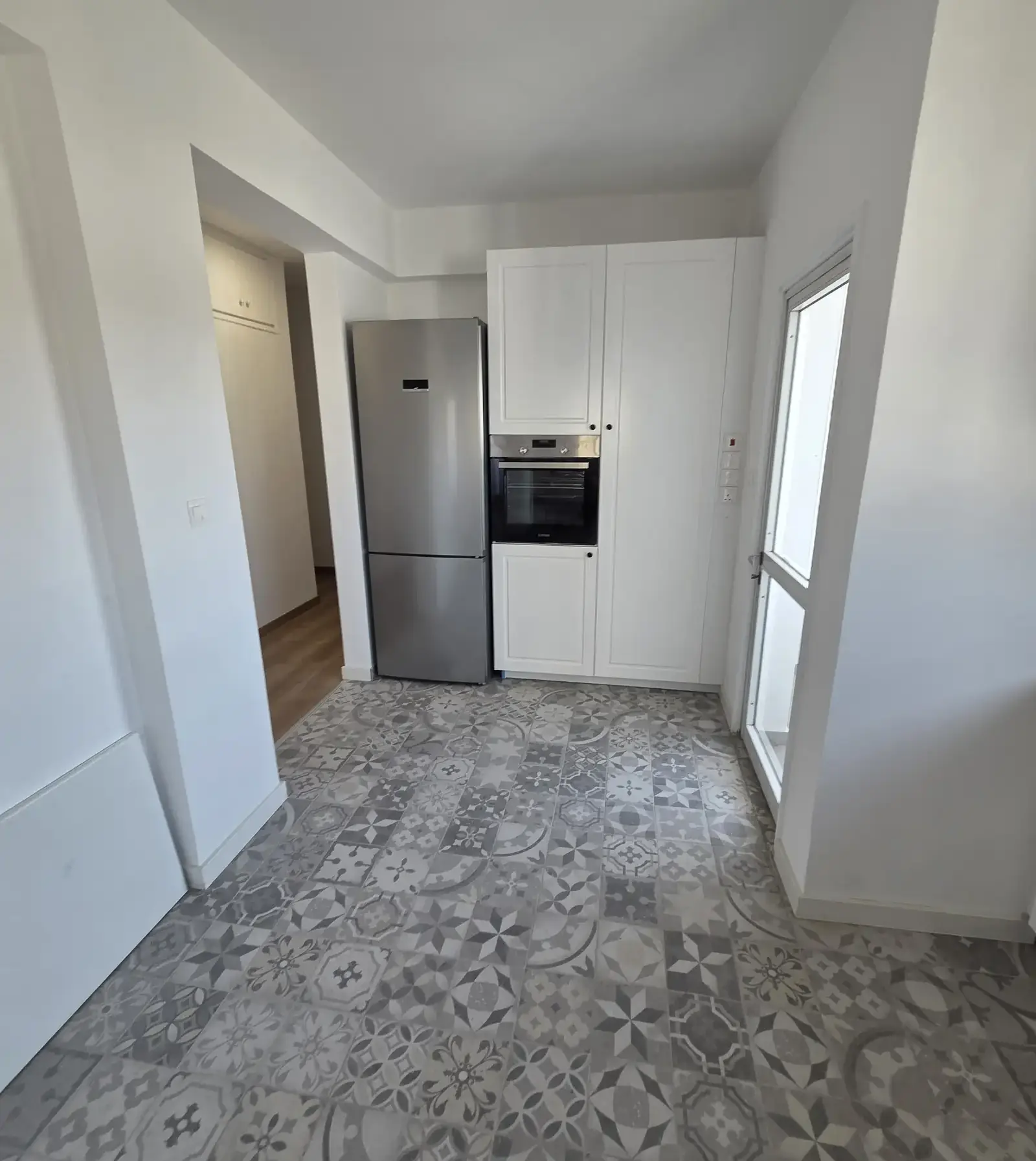3-bedroom apartment to rent in Egkomi