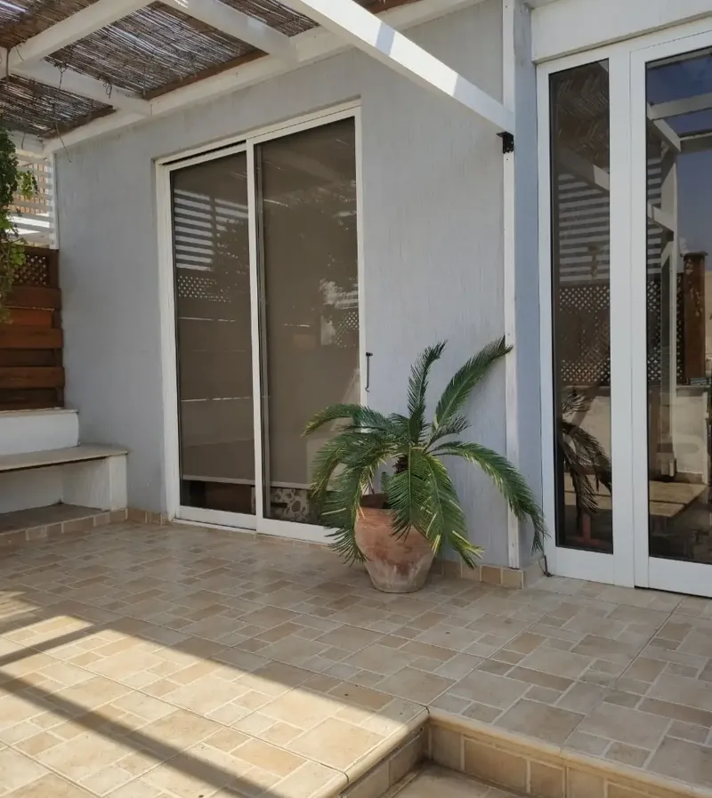 3-bedroom detached house to rent in Zakaki