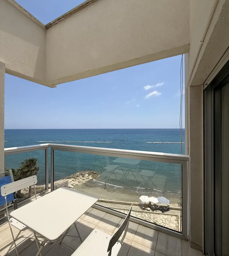2-bedroom penthouse to rent in Germasogeia Tourist Area