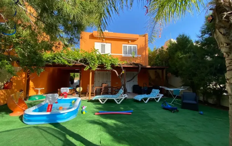 Elite family holiday villa with play ship and playground in Chlorakas