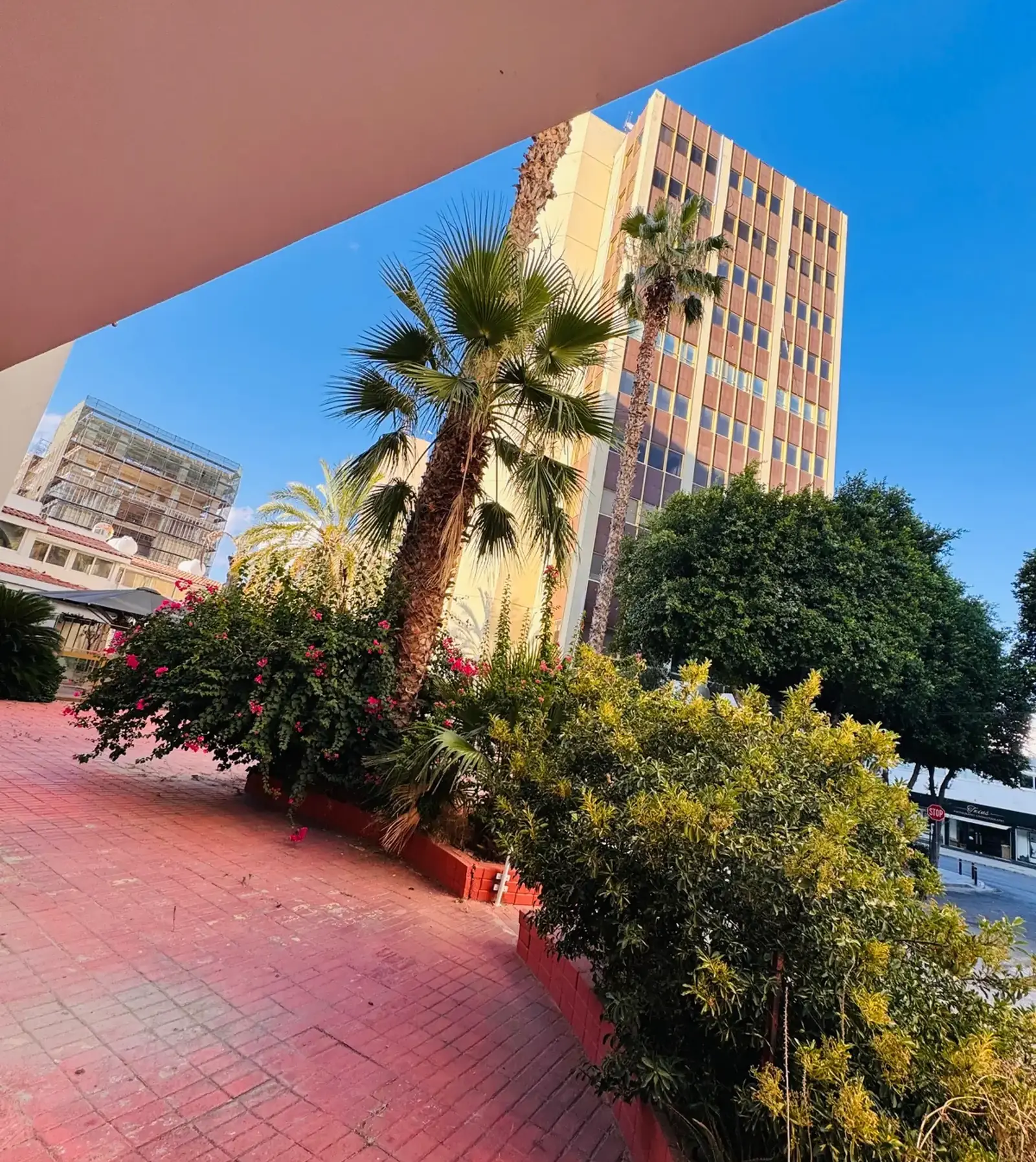 1-bedroom apartment to rent in Agioi Omologites