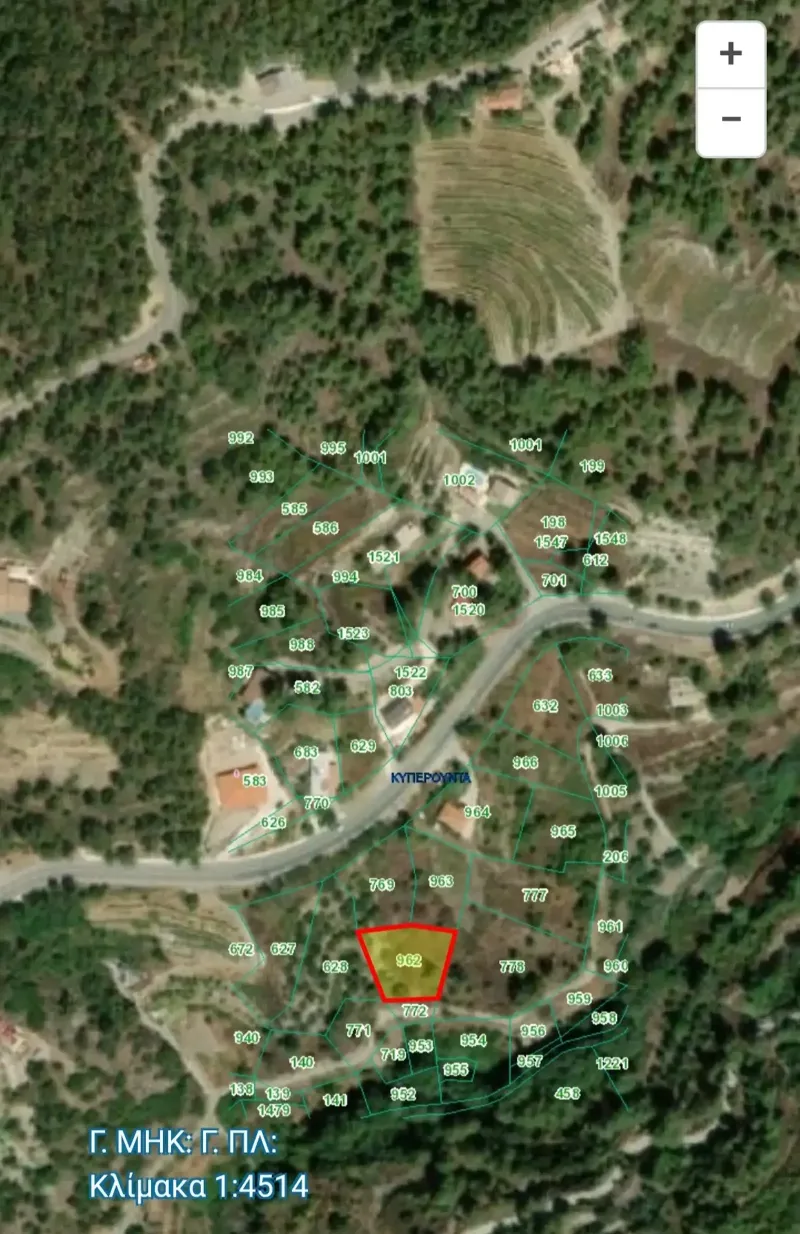 Agricultural land 1074 m² in Kyperounta