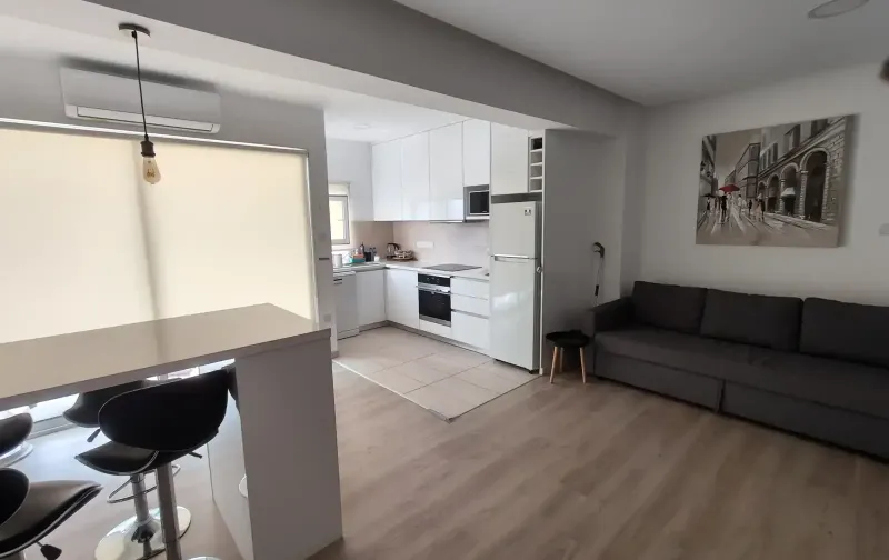 2-bedroom apartment to rent in Tsiflikoudia