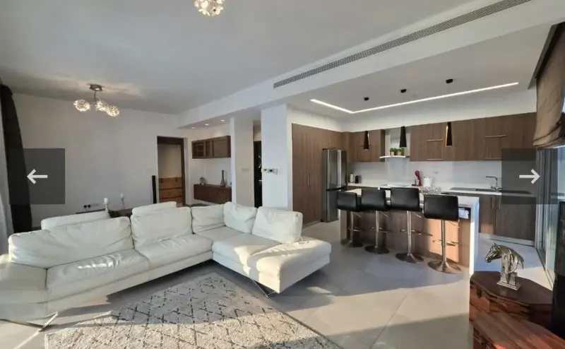 3-bedroom apartment to rent in Mesa Geitonia