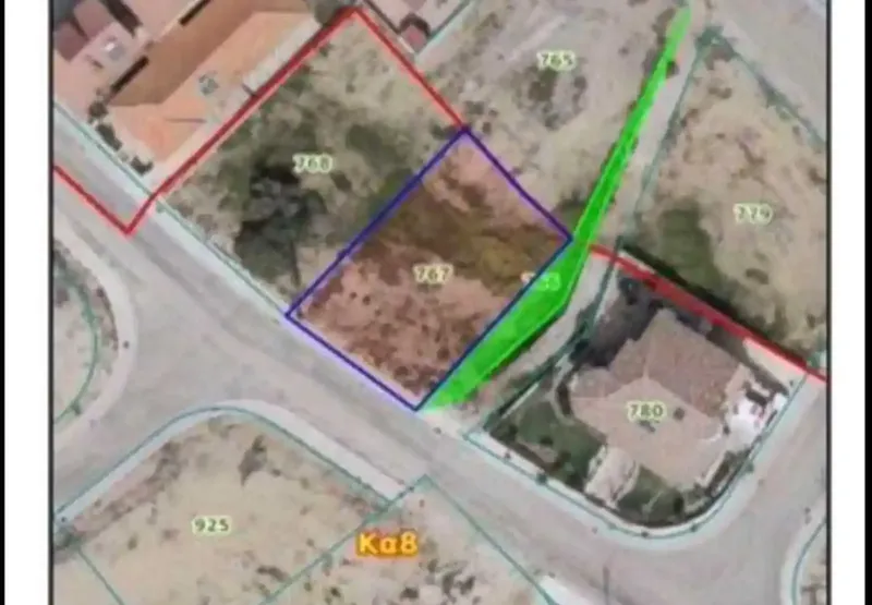 Residential Plot 454 m² in Tseri
