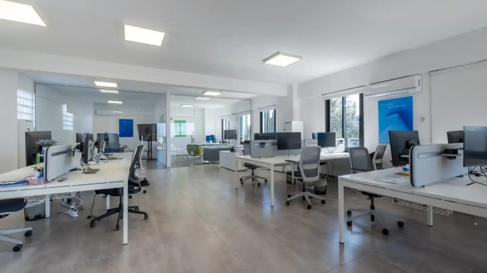 Prime offices at the centre of paphos in Agios Theodoros