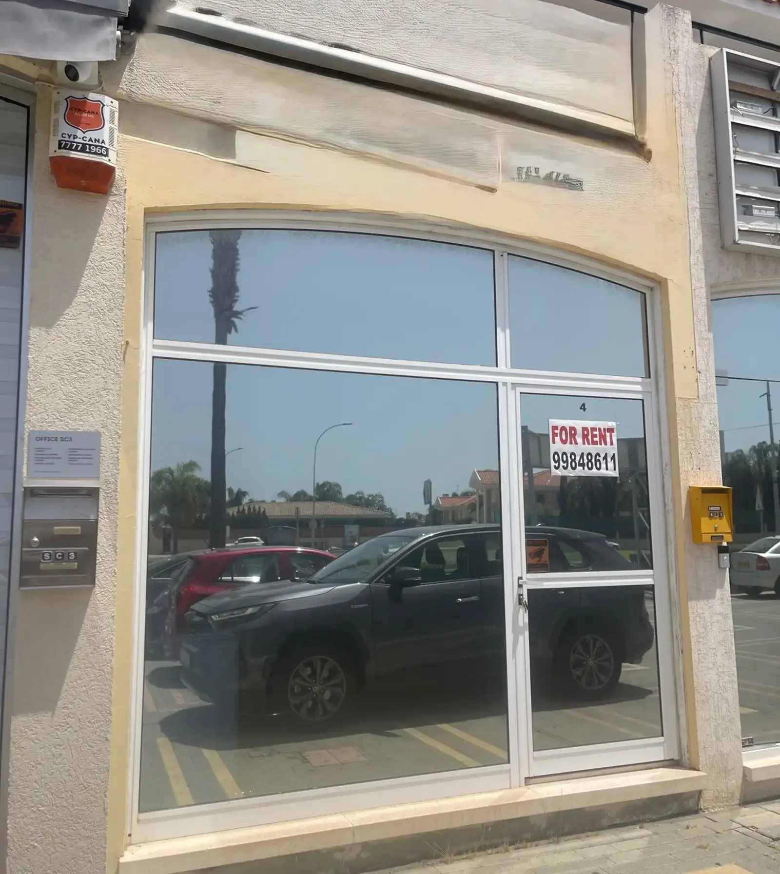 Office parekklisia tourist area