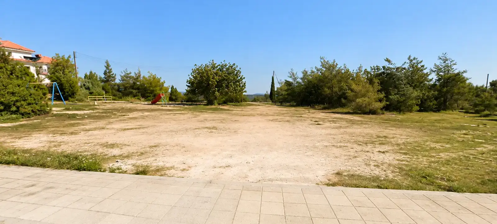 Residential Plot 673 m² in Souni