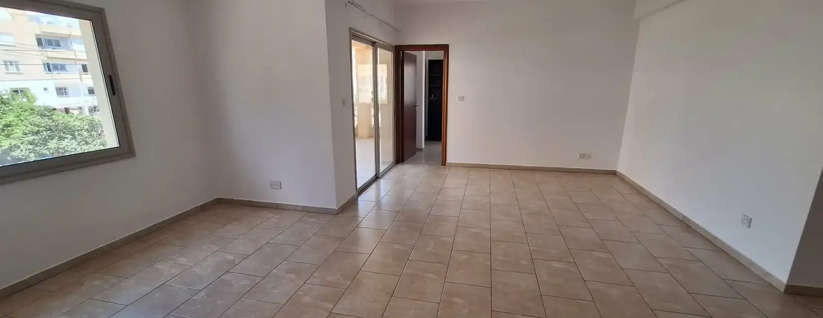 4-bedroom apartment to rent in Agios Theodoros