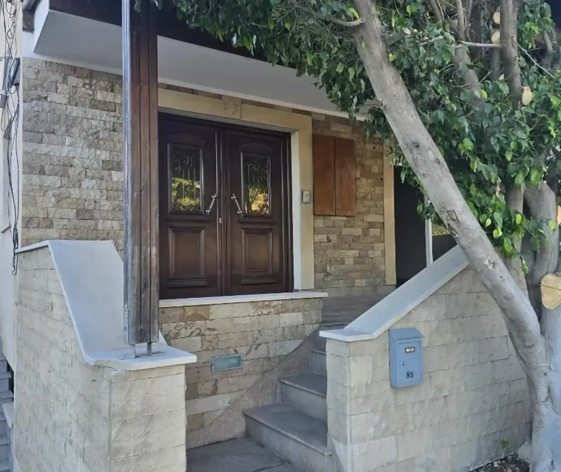 3-bedroom semi-detached to rent in Agia Fyla