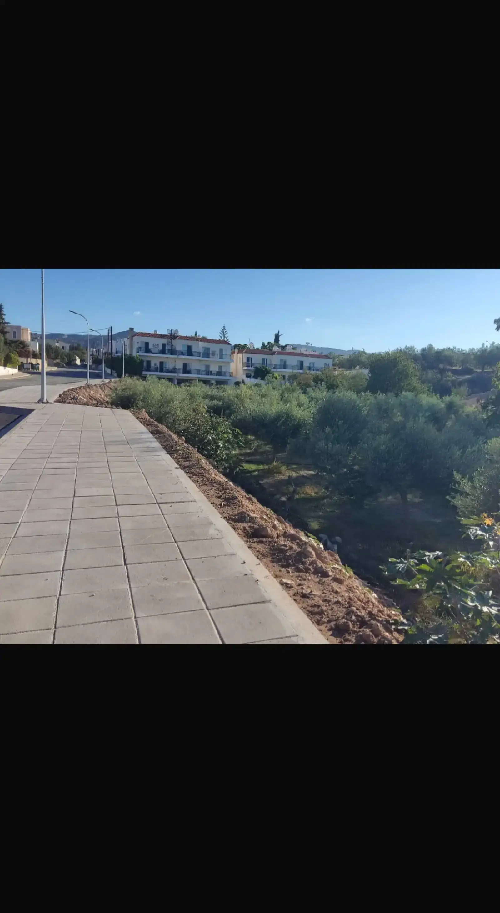 Tourist Plot 1338 m² in Pegeia