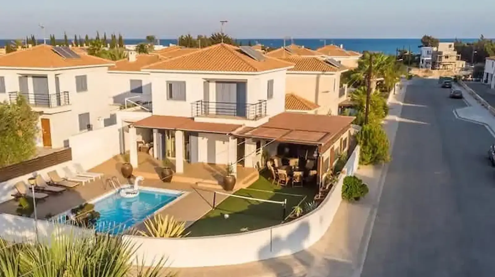 2-bedroom semi-detached to rent in Perivolia Larnakas