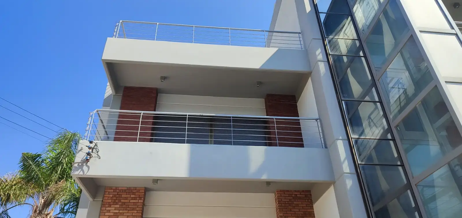 2-bedroom apartment to rent in Katholiki