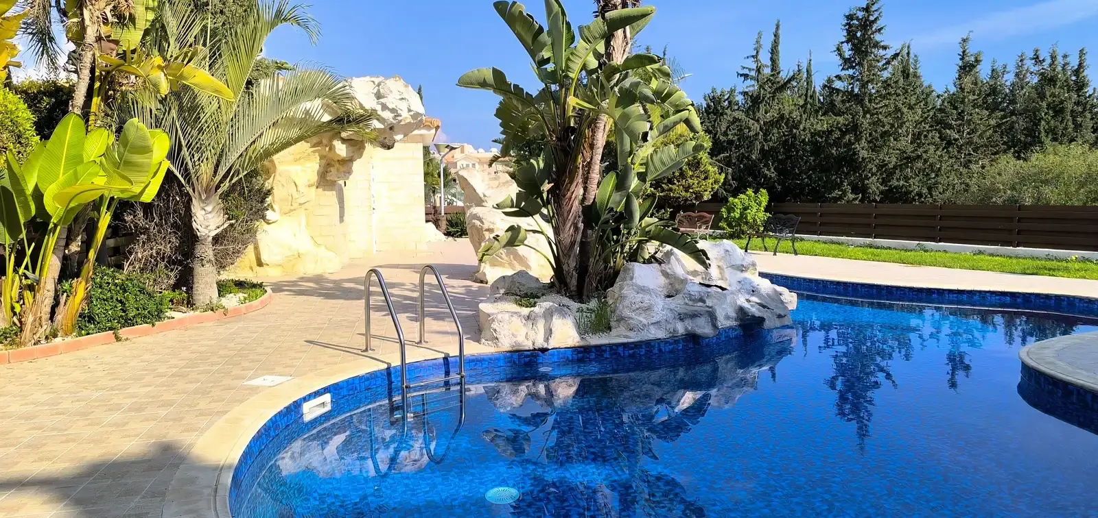 2-bedroom apartment to rent in Tersefanou
