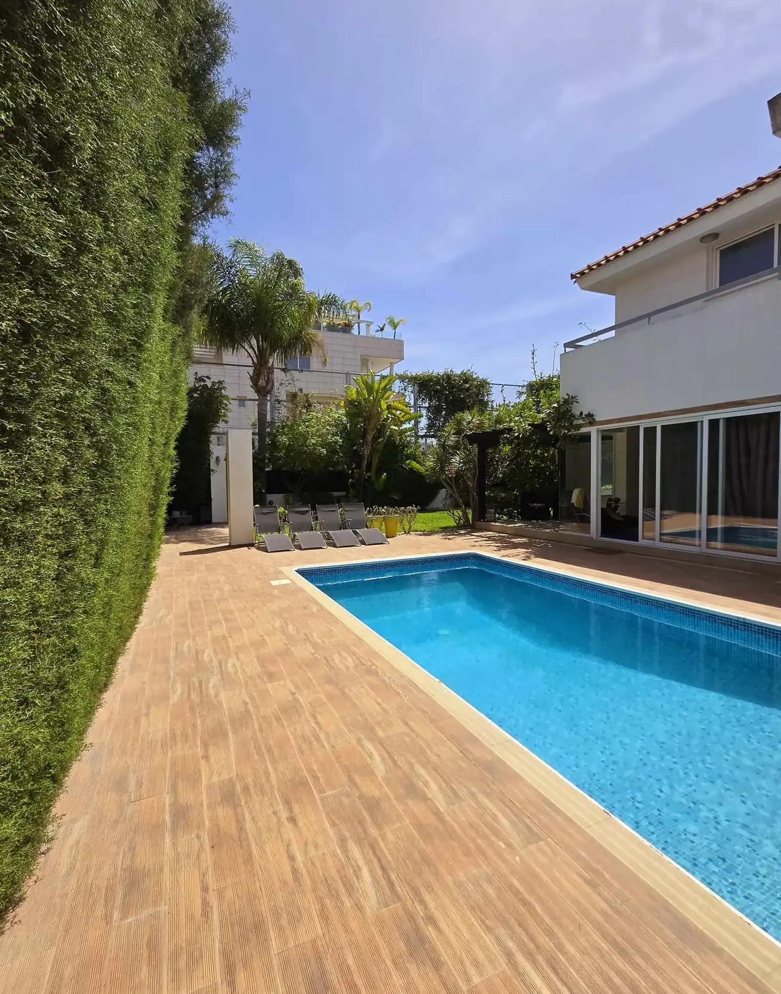 4-bedroom villa for sale in Agios Athanasios