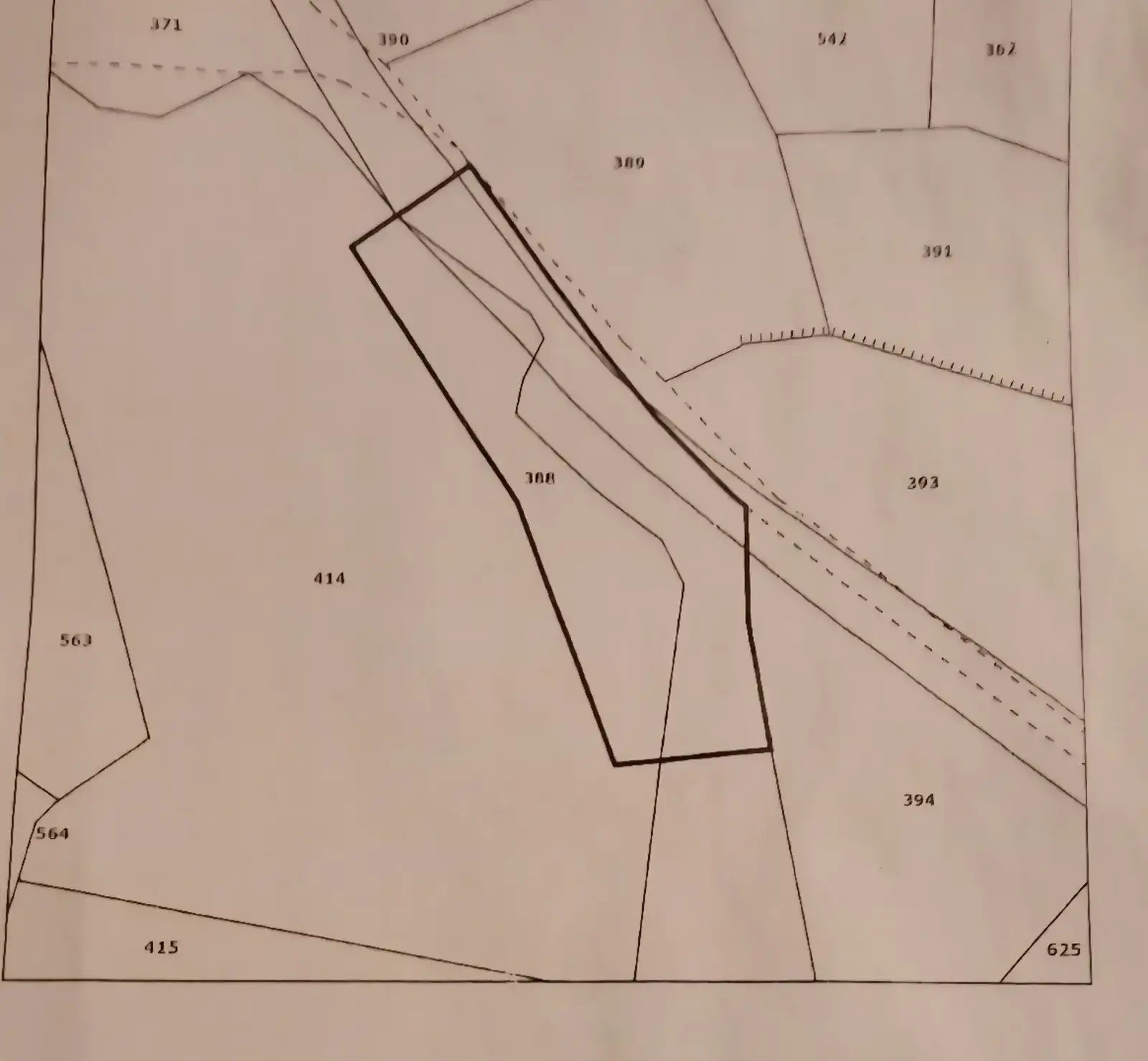 Residential Plot 1350 m² in Agia Marina Xyliatou