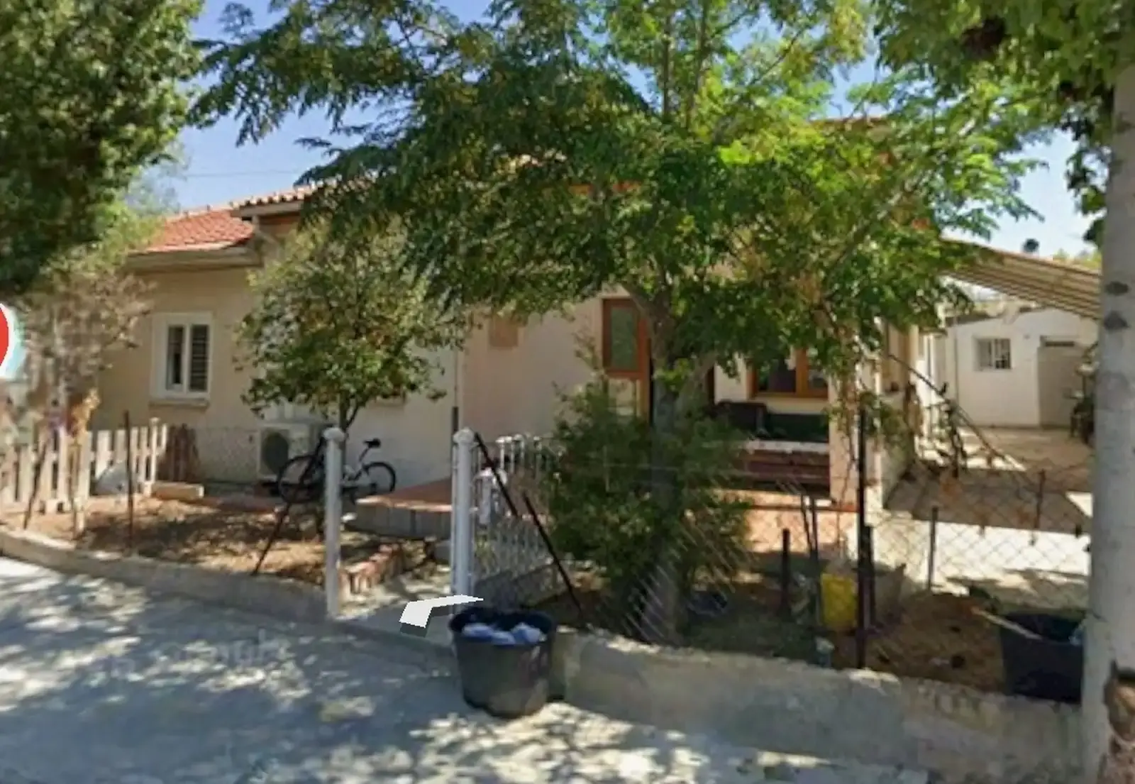 4-bedroom semi-detached to rent in Kaimakli