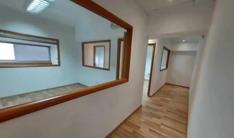 Office space 100m2 in pentadromos in Agia Zoni