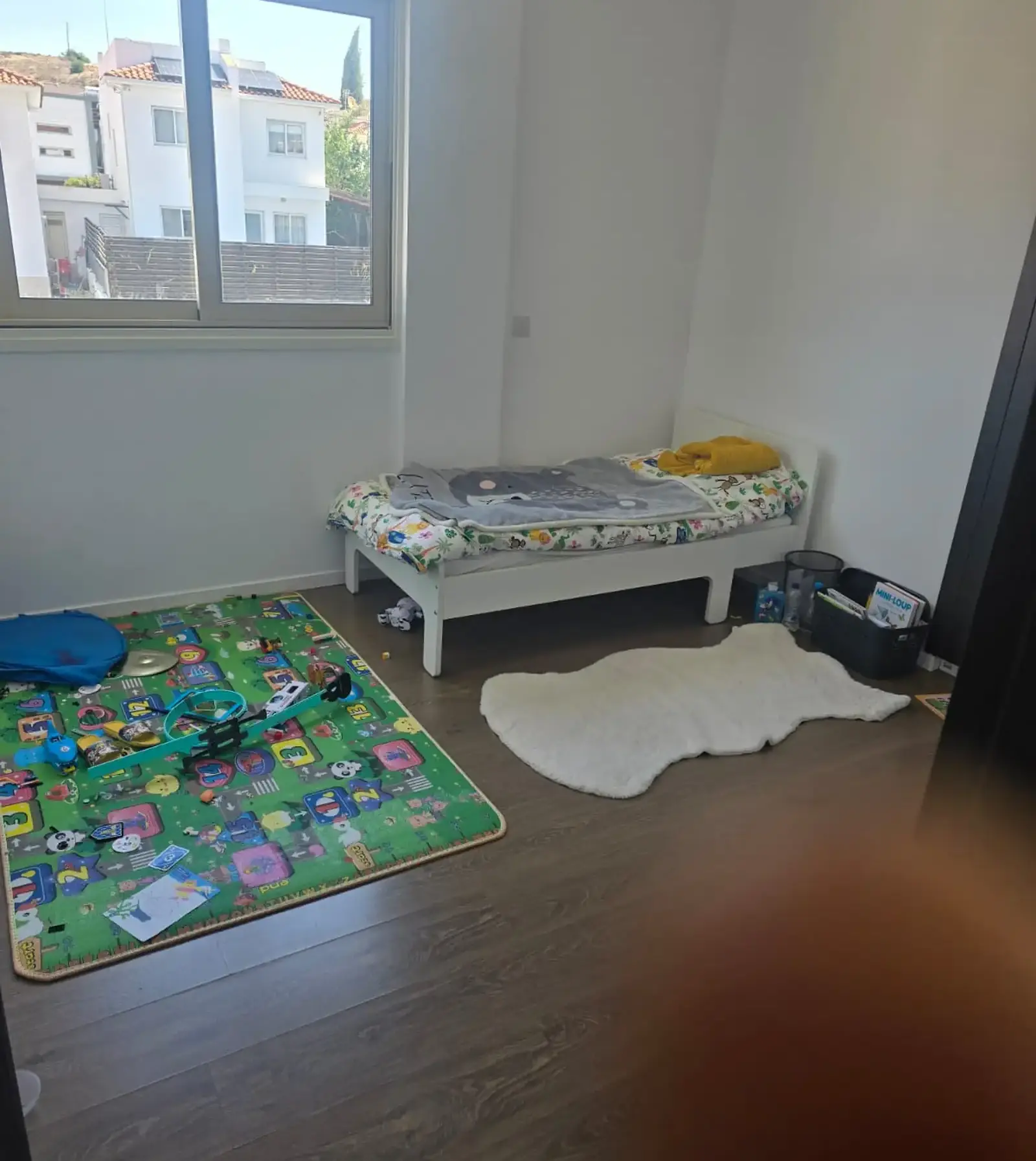 4-bedroom detached house for sale in Tseri