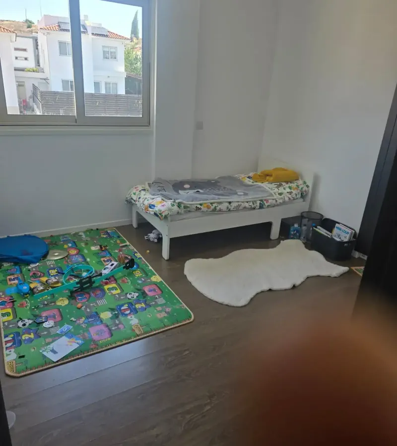 4-bedroom detached house for sale in Tseri