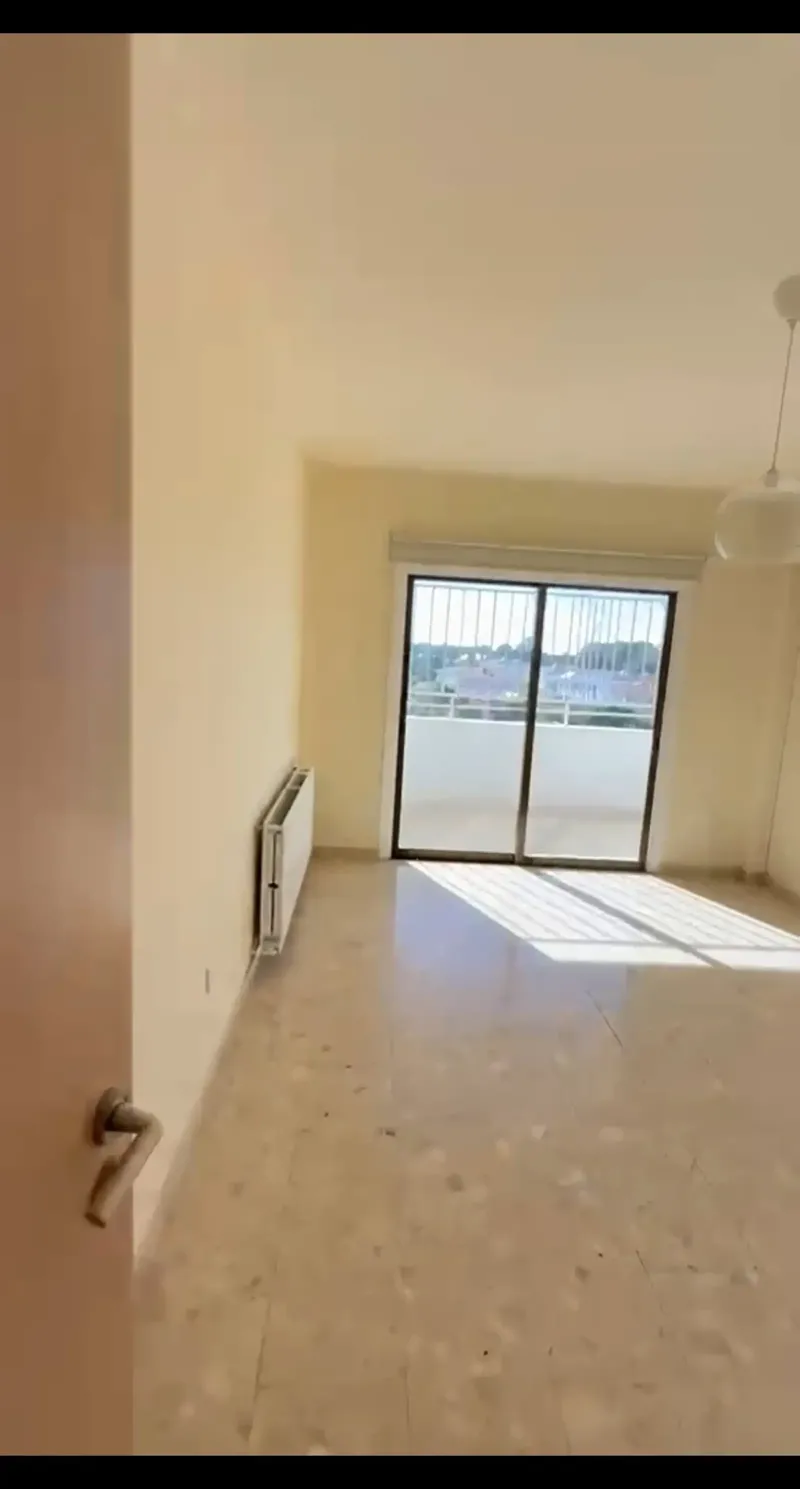 Room strovolos in Strovolos - Chryseleousa