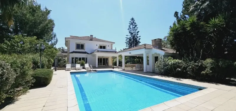 5-bedroom villa for sale in Pyrgos Lemesou
