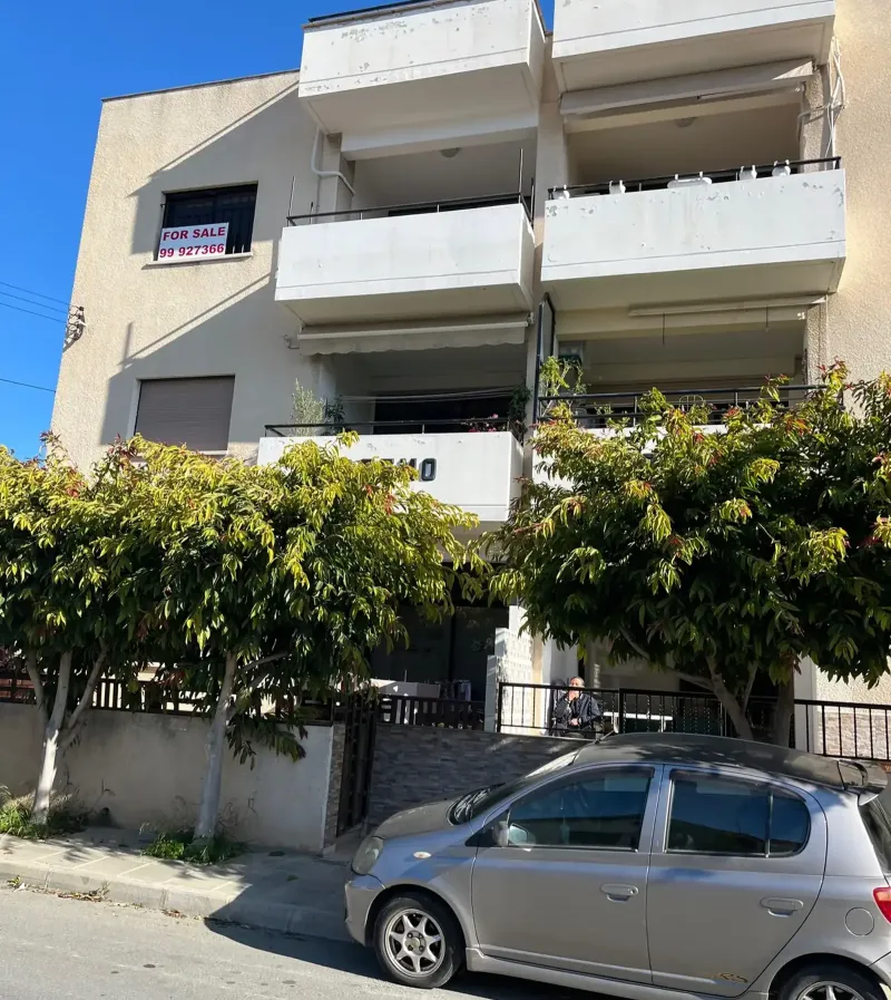 3-bedroom penthouse for sale in Petrou Kai Pavlou