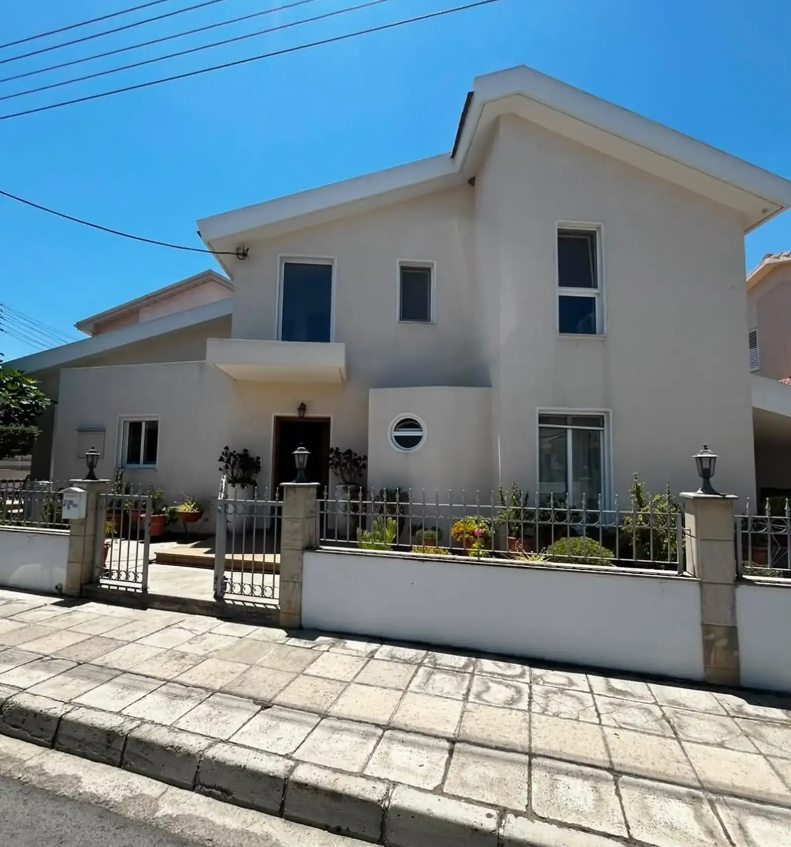 3-bedroom semi-detached to rent in Agios Dometios - Agios Georgios