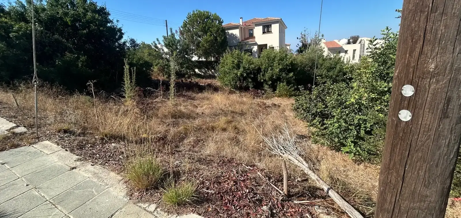 Οικιστικό οικόπεδο 615 m² προς πώληση στην περιοχή Konia