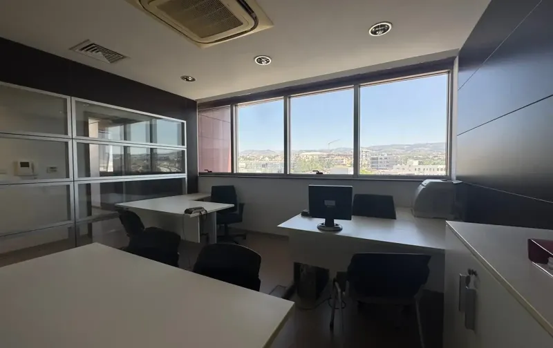 2 floors offices in Anavargos