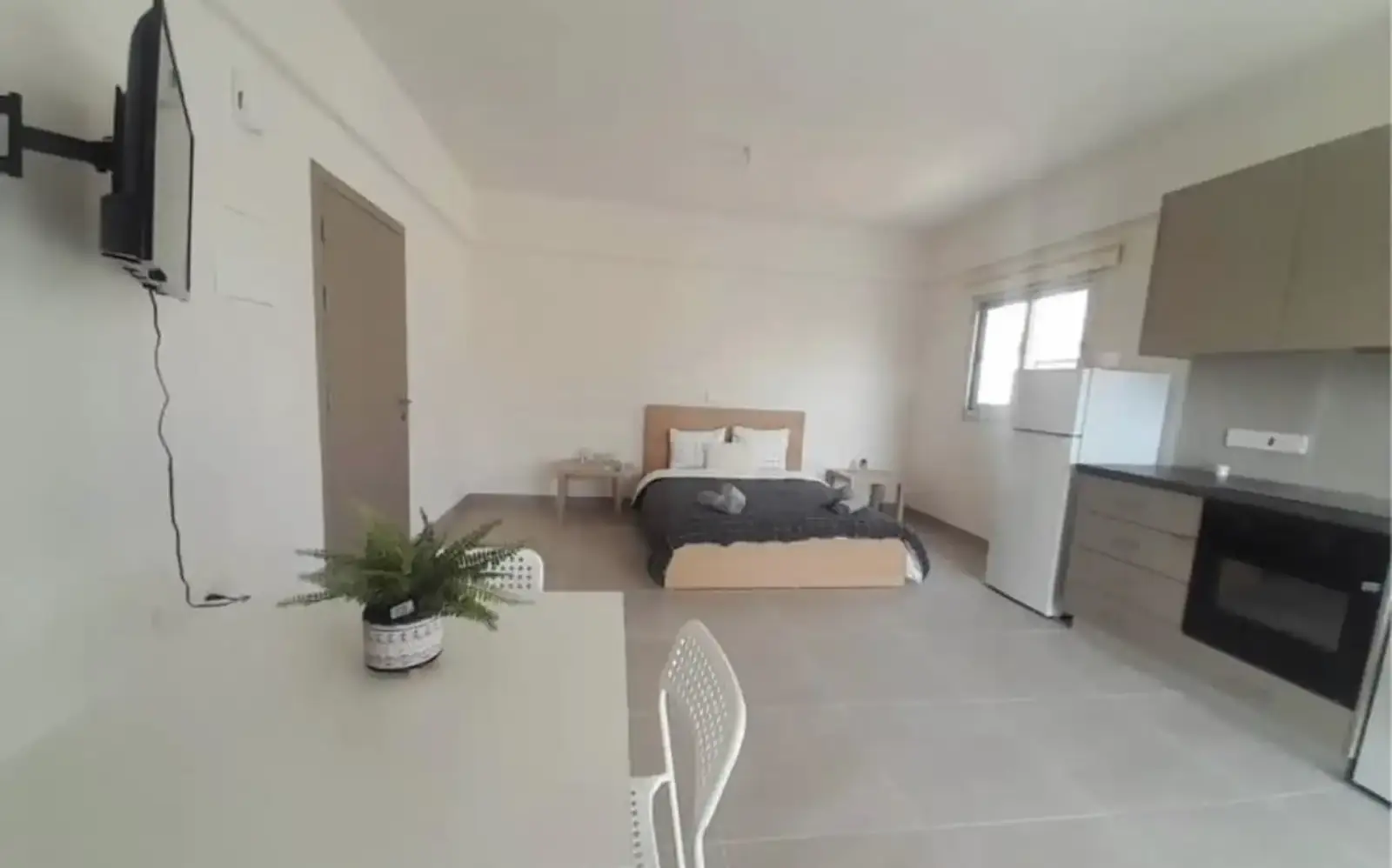 Studio apartment to rent in Perivolia Larnakas